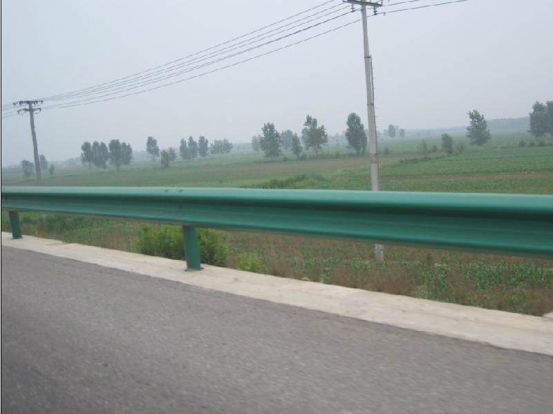 道路护栏有哪些优势？